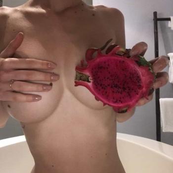 Nude_and_juice